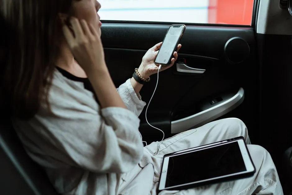 Smart Digital Tools for Stress-Free Travel